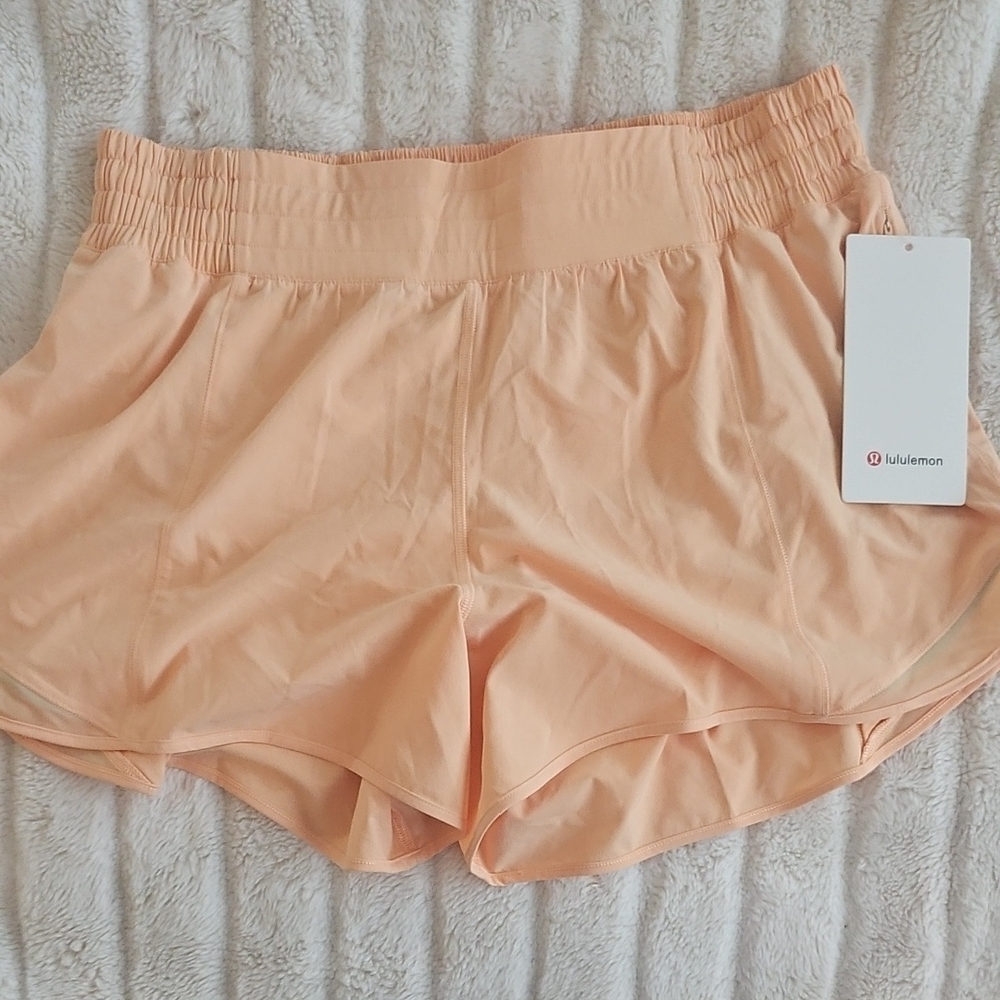 NWT Lululemon Hotty Hot HR 4 IN